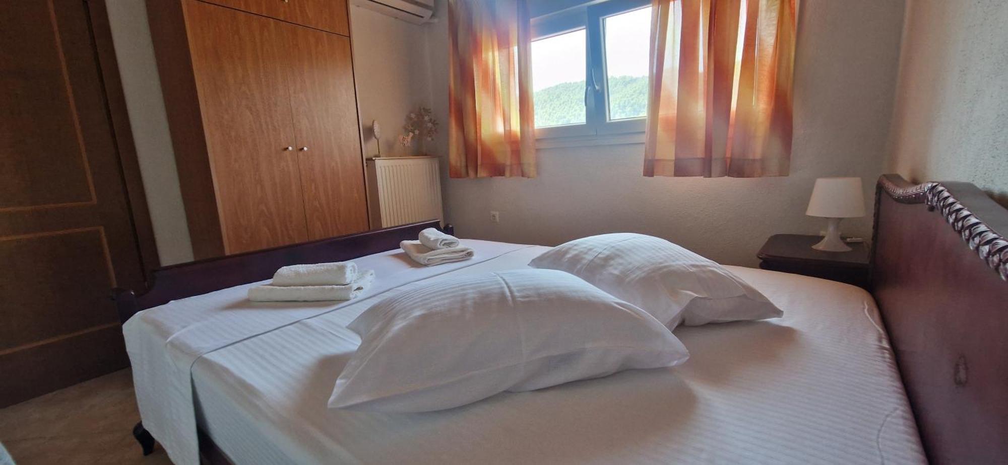 Makis Nest Apart-Hotel Вурвуру Экстерьер фото