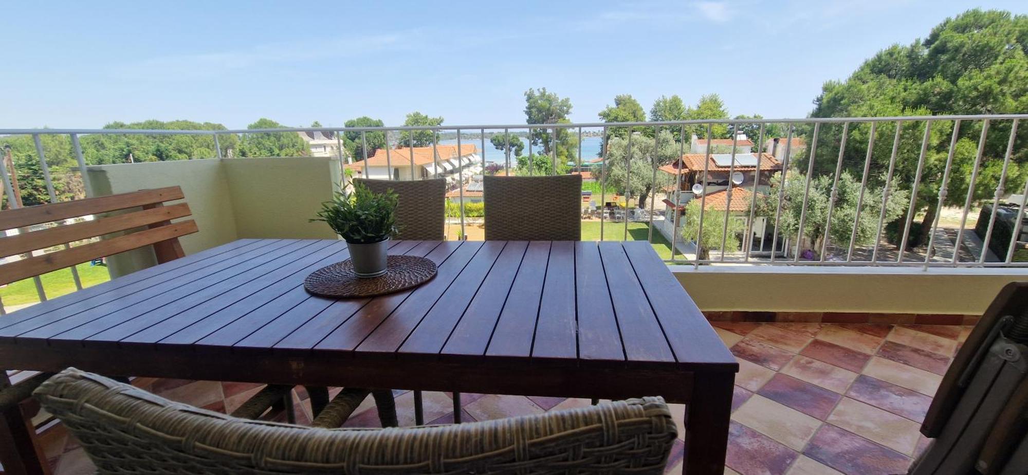 Makis Nest Apart-Hotel Вурвуру Экстерьер фото